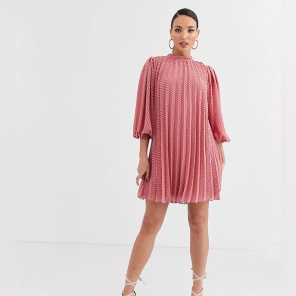 ASOS DESIGN Tall pleated trapeze mini dress with puff sleeves in dobby size 2 - Picture 1 of 4